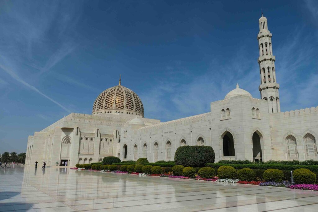 cosa vedere in oman, la gran moschea di muscat